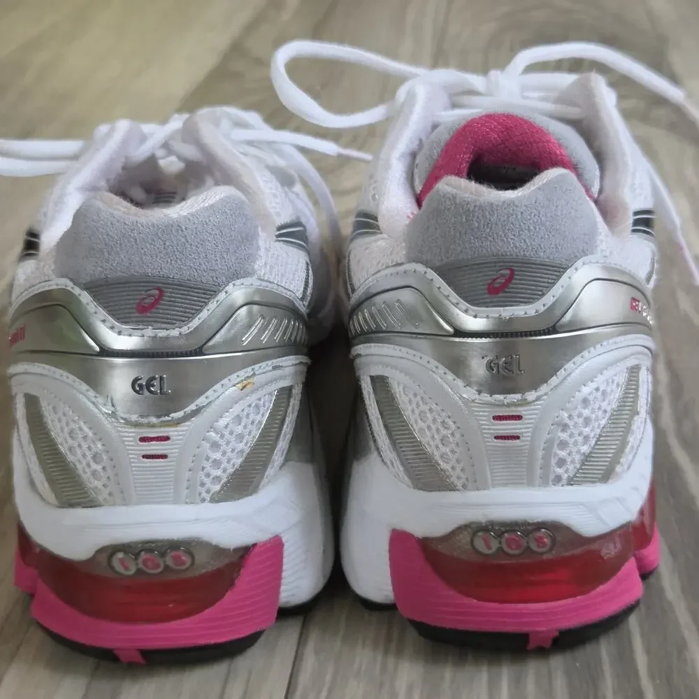 Asics Gel-Kayano 17 Running Women’s US 8.5 White Pink T150N Sneakers
